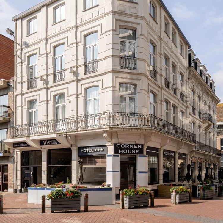 Enjoyhotel Corner House***